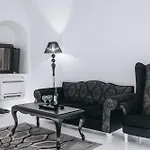 Opera Mansion Santorini Вилла Тира