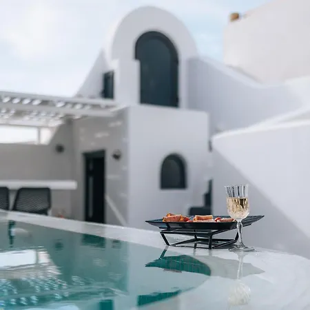Opera Mansion Santorini Villa *