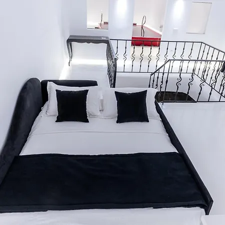 Opera Mansion Santorini Villa Firá